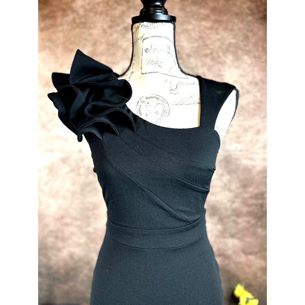 LuLu's Lucette Black Sleeveless Ruffled Mermaid Gown XS - Picture 11 of 15